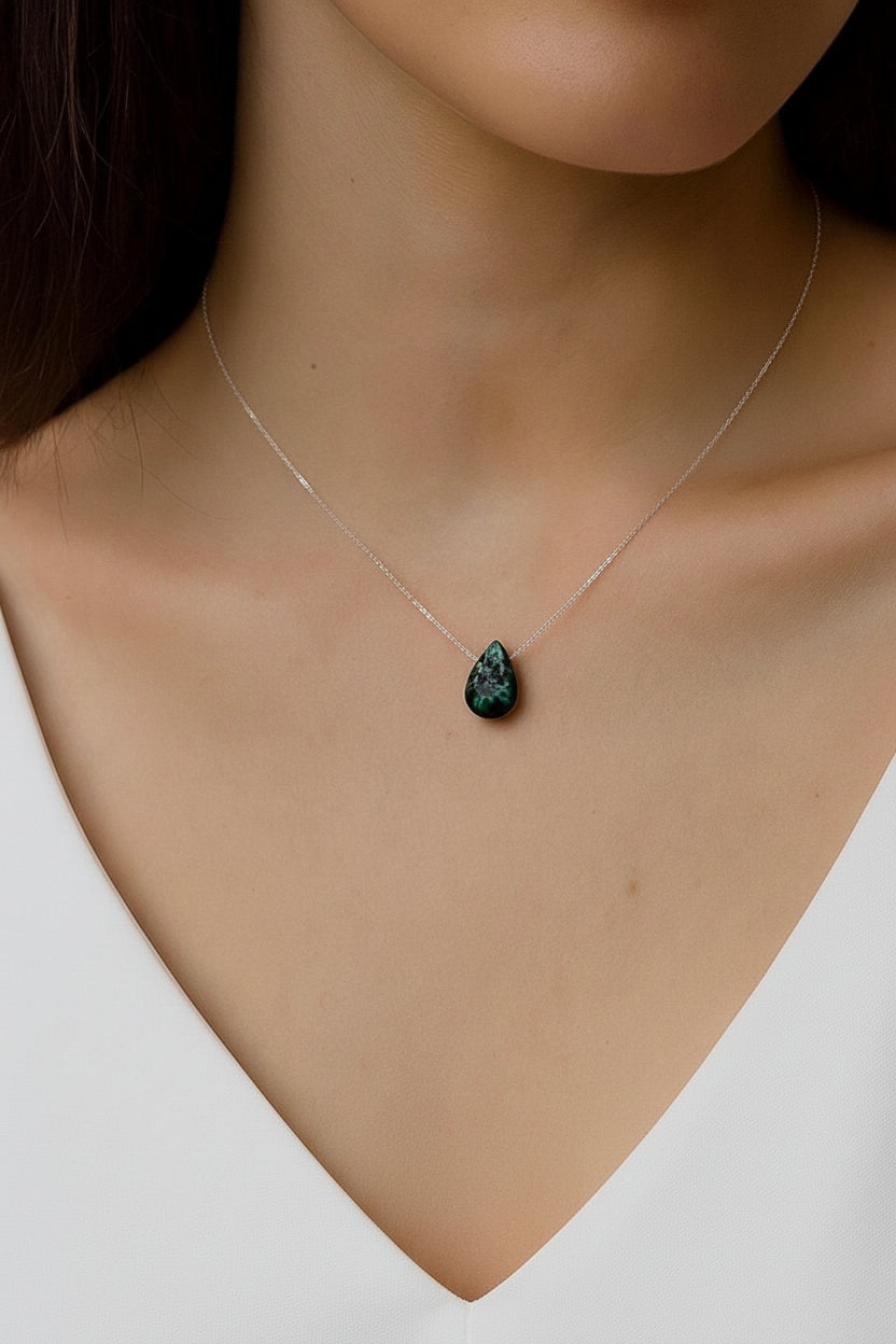 Gemdrop Floating Necklace