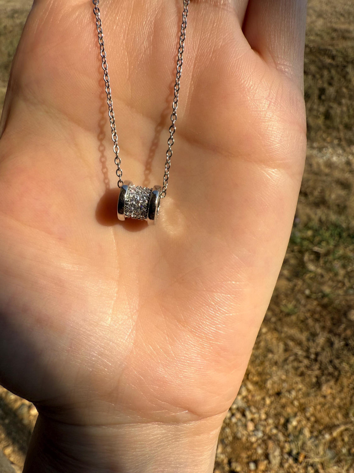 Linea Roll Sparkling Necklace