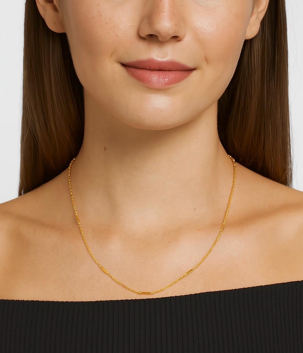 Allure Bar Necklace
