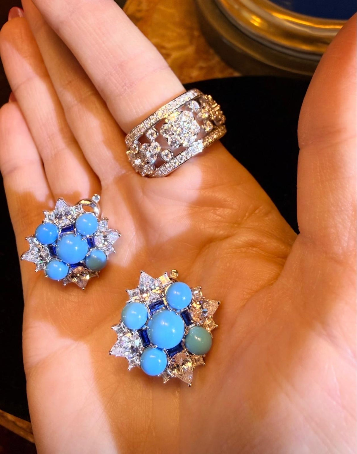 Snowflake Moissanite Band