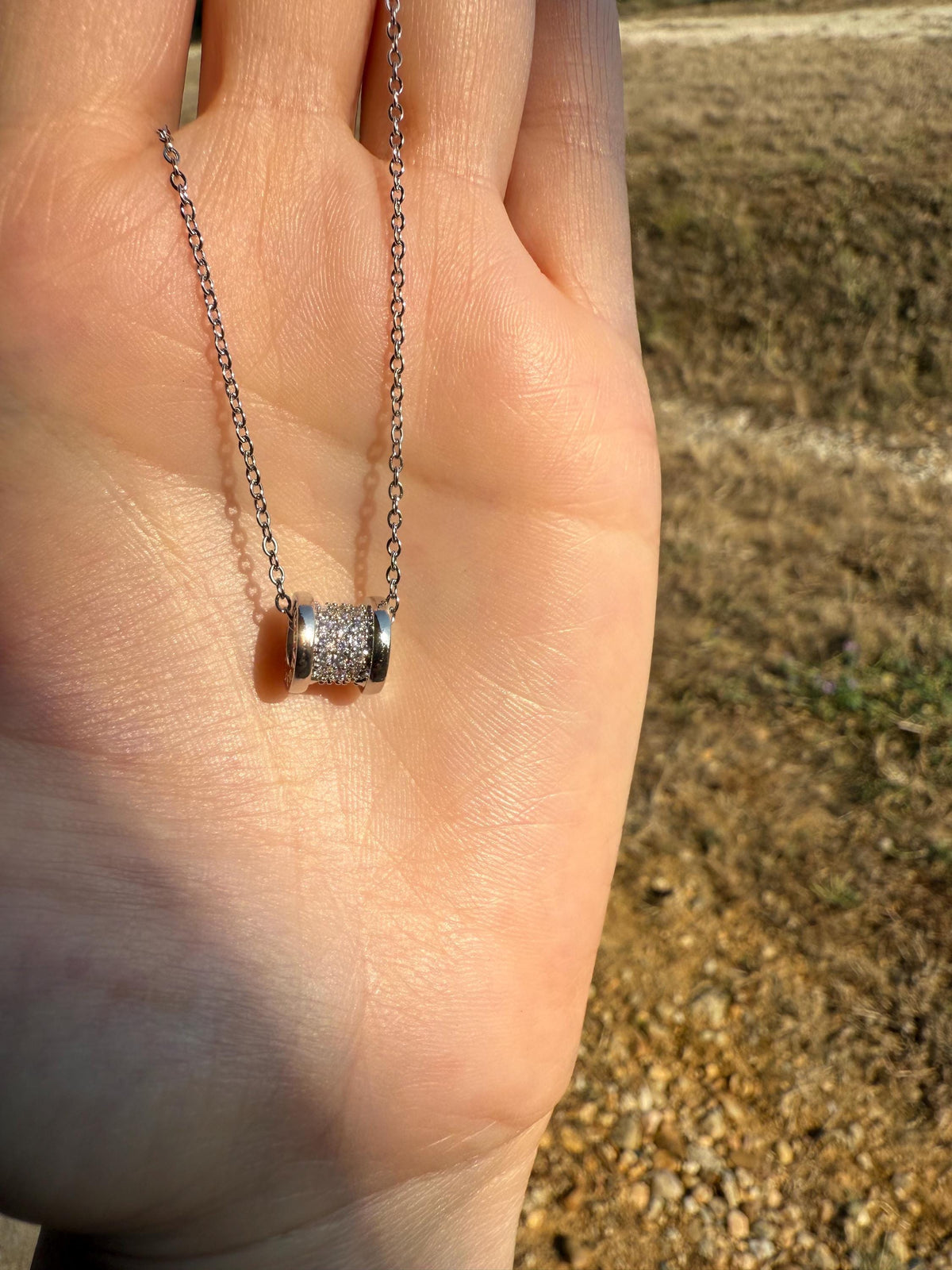 Linea Roll Sparkling Necklace
