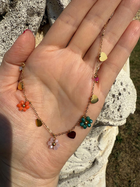 18K Gold Sweetheart Daisy Necklace