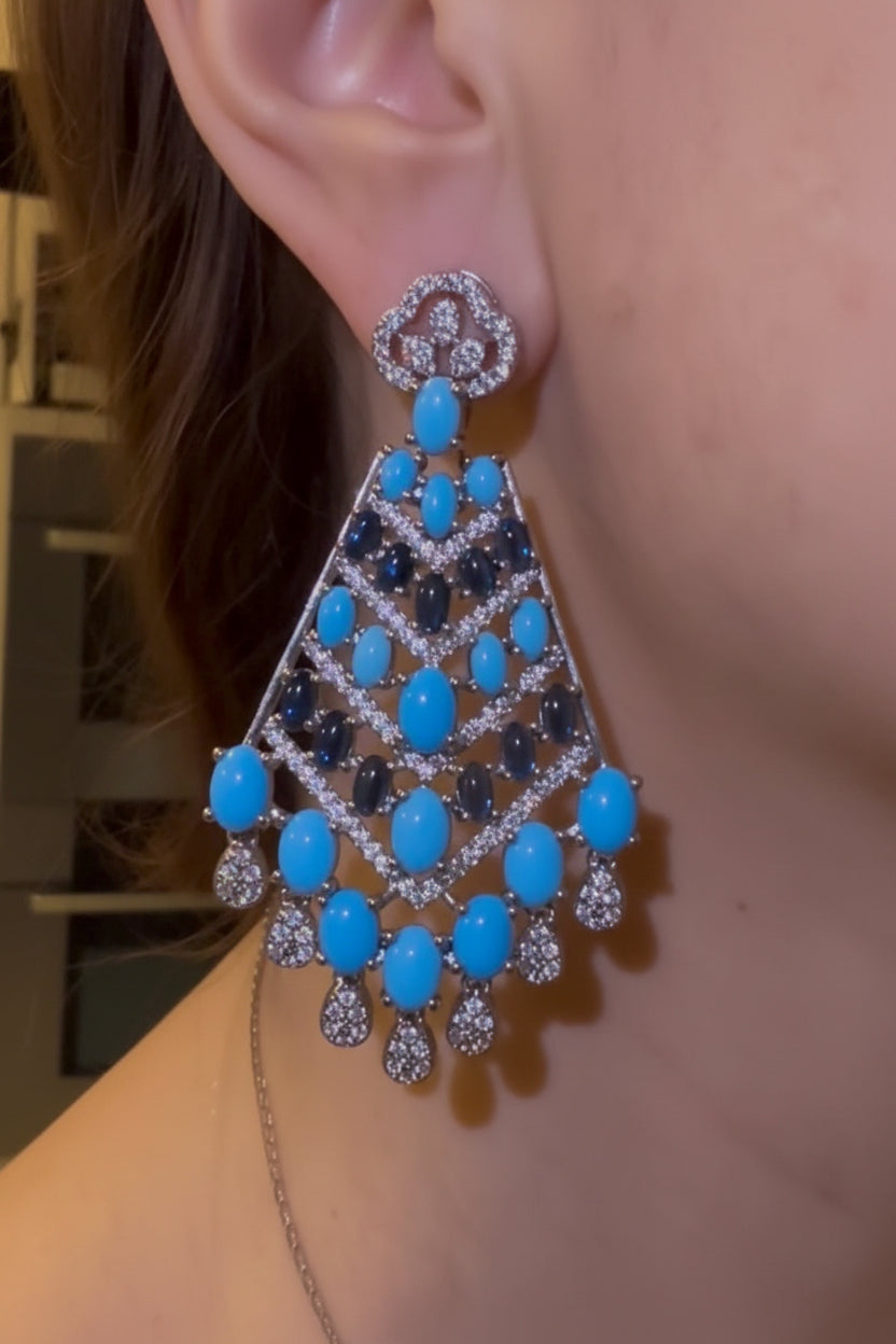 Ciel de Minuit Chandelier Earrings