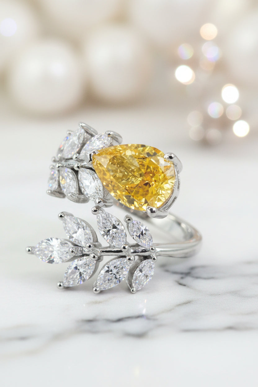 Canary Wreath Ring