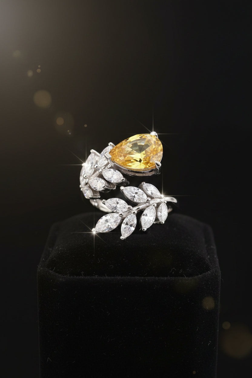 Canary Wreath Ring