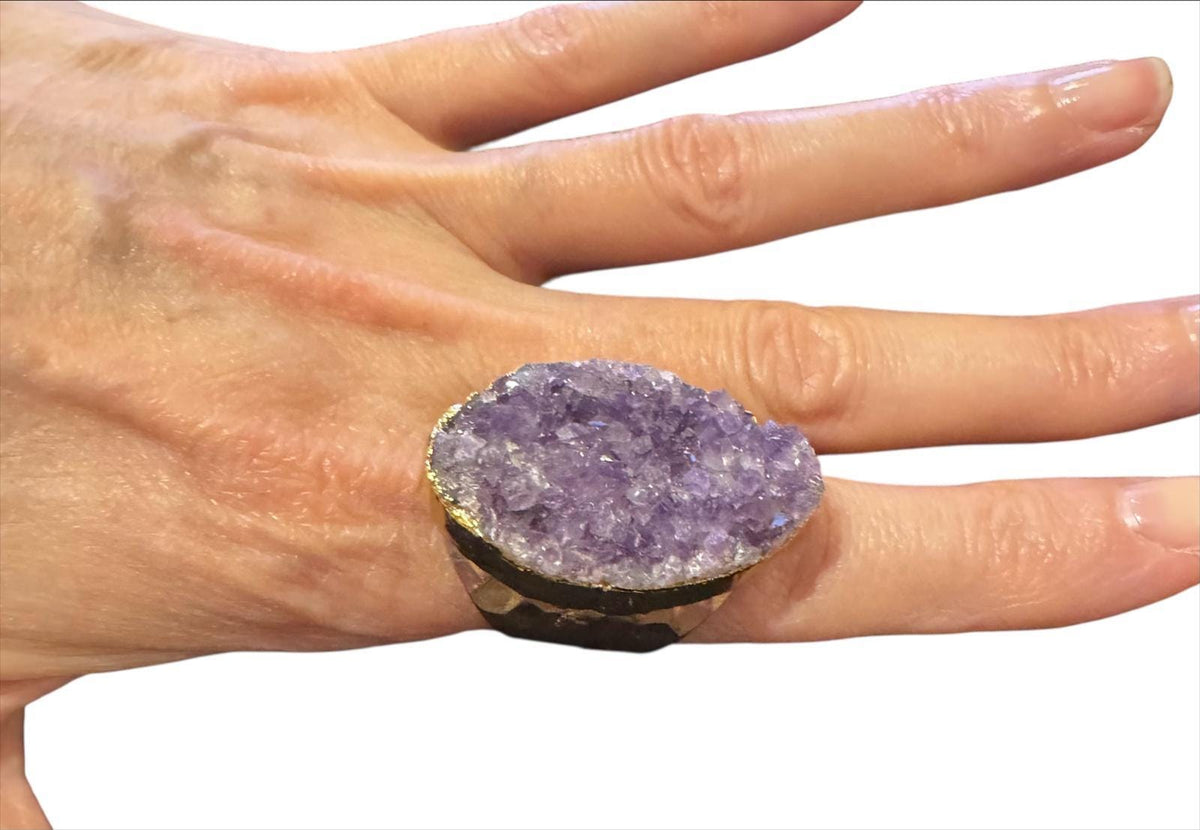 Éclat Violet Natural Amethyst
