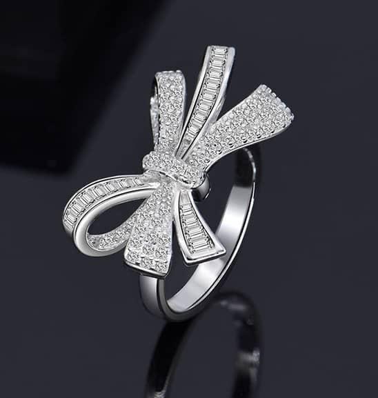 Pavé Bow Ring